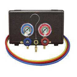 Dwudrogowa, aluminiowa oprawa zaworowa z manometrami klasy 1.6, średnicy 63 mm do R410A, R507A, R404A, R22 z przewodami 3 x 150 cm zakończonymi zaworami kulowymi