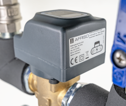 AMB Lite DN25 - Zespół powrotu do pompy ciepła AMB Lite z zaworem przełączającym AZV, separatorem zanieczyszczeń ADS 181, DN25, przyłącza G1 1/4”